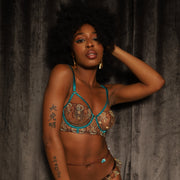 Ihuoma_Mami_Wata_Longline_model_side