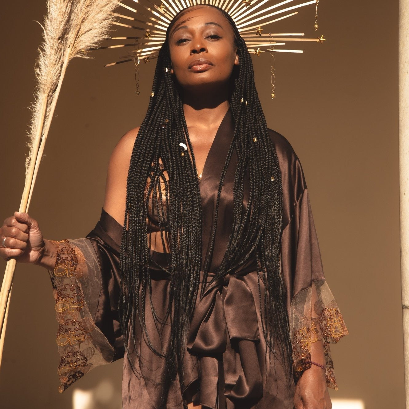 Asase Ya Chocolate Silk Kimono_model1_Ihuoma
